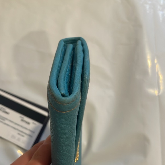 🔥🔥RARE Authentic Prada Vitello Daino Continental Wallet Turquoise - Picture 4 of 11
